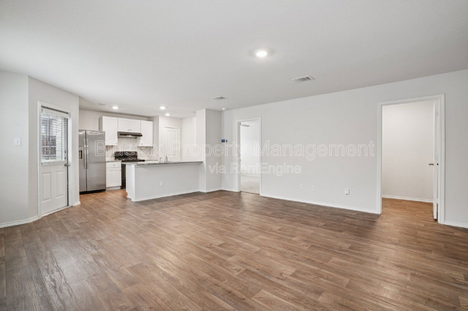 Cozy 1 Story Home in Stoney Creek - Easy Access to Hwy 90 - Large Fenced In Back Yard property image