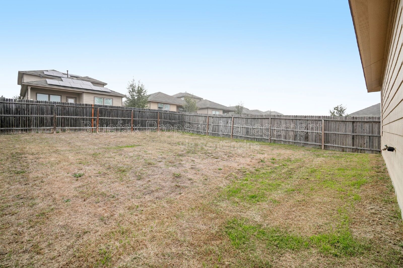 Cozy 1 Story Home in Stoney Creek - Easy Access to Hwy 90 - Large Fenced In Back Yard property image