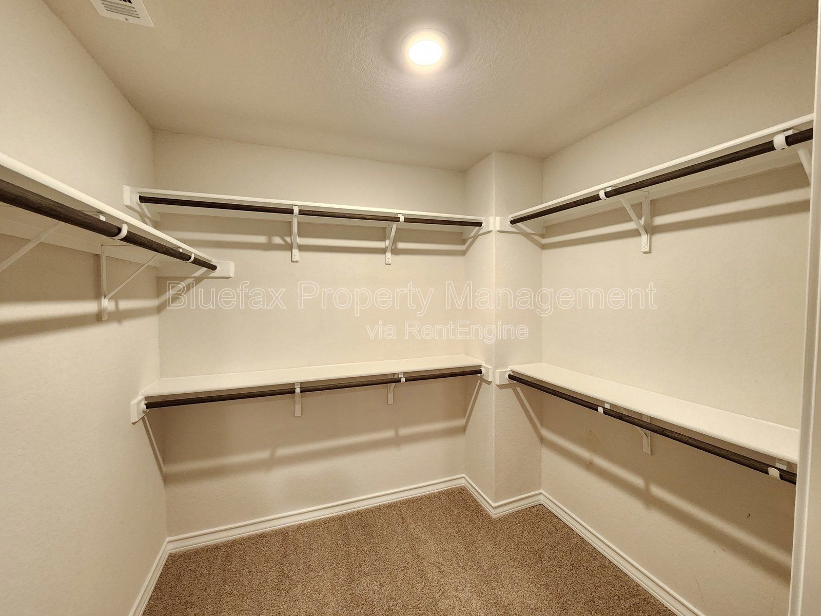 Solar Panels! A Beautiful single-story house at Valley Ranch with Smart Home features and Granite Counter Tops! property image