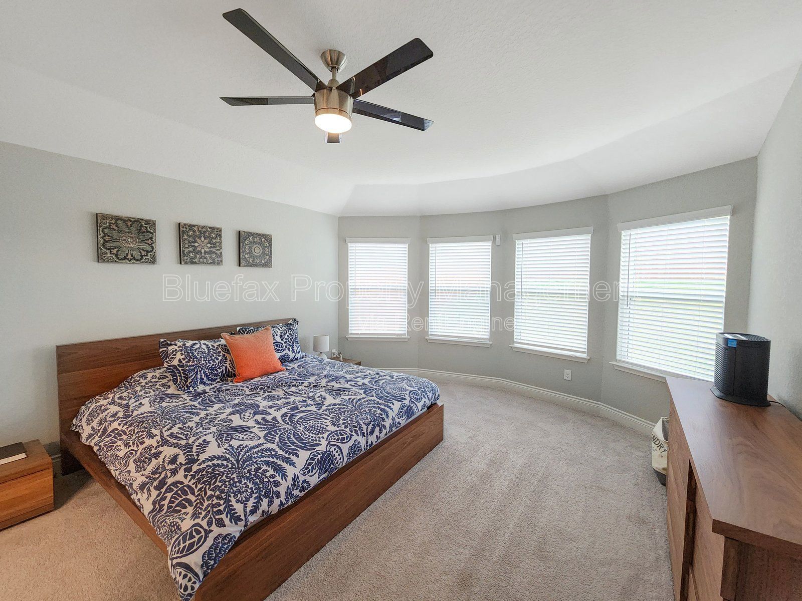 Gorgeous 1 Story Home in Arcadia Ridge with a Huge Walk In Shower! property image