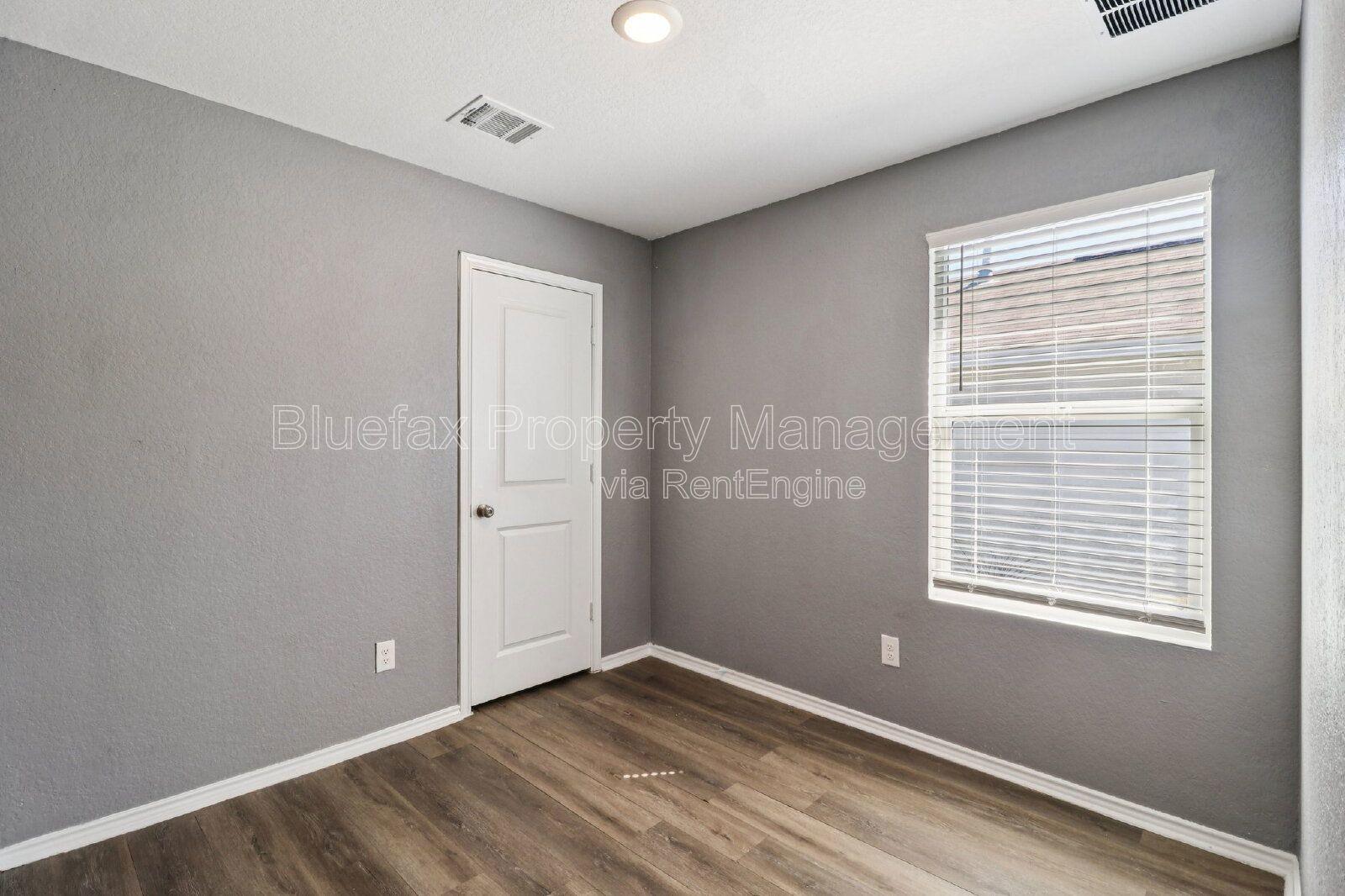 Cozy 3/2 Located in The Silos - Great Amenity Center property image