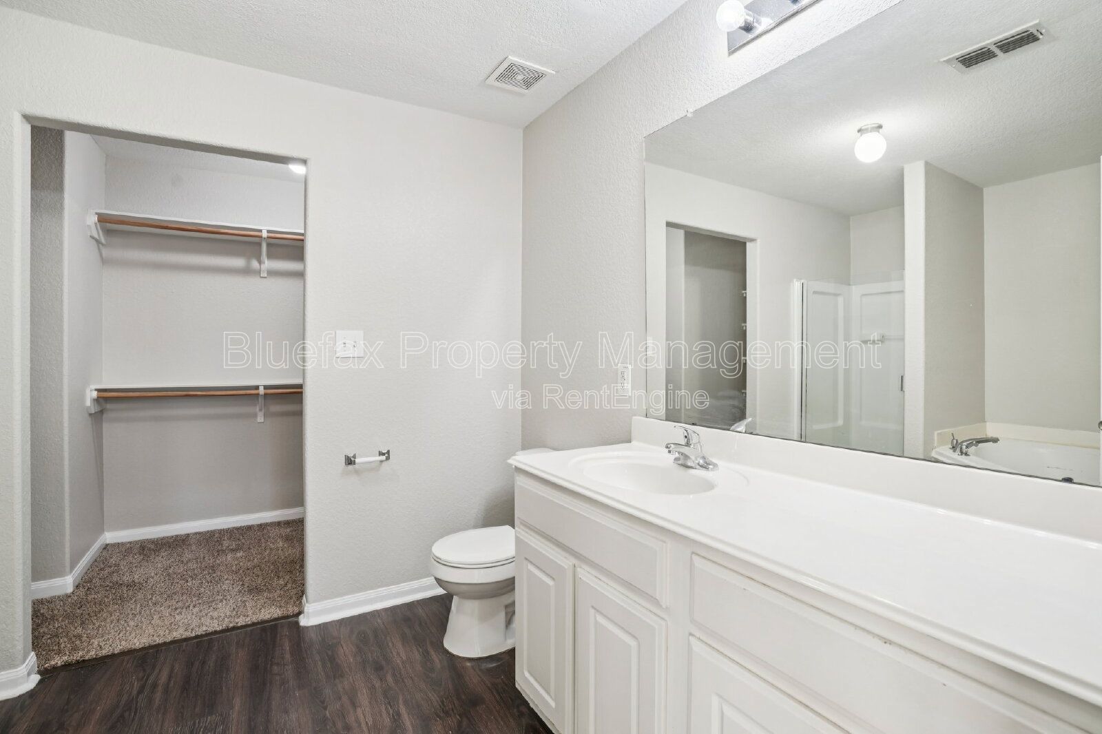 Great Price on a 1 story 3/2 with Easy Access to Hwy 90 / Loop 1604 & 410 - Minutes to JBSA Lackland! property image