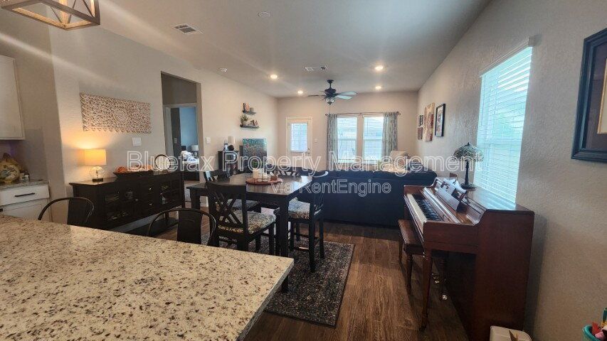 Red Bird Ranch - Multiple Amenity Centers Including Pools, Workout Rooms, Basketball, Tennis, Playgrounds property image