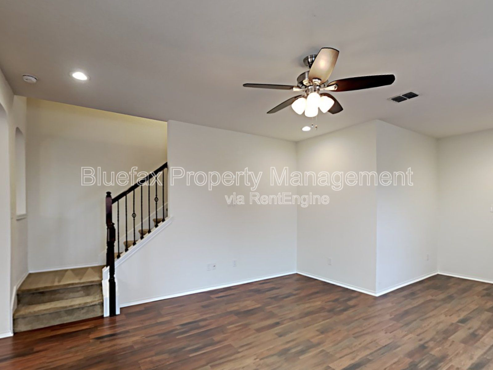 3 Bedroom Home with Solar Panels just MINUTES FROM JBSA LACKLAND property image