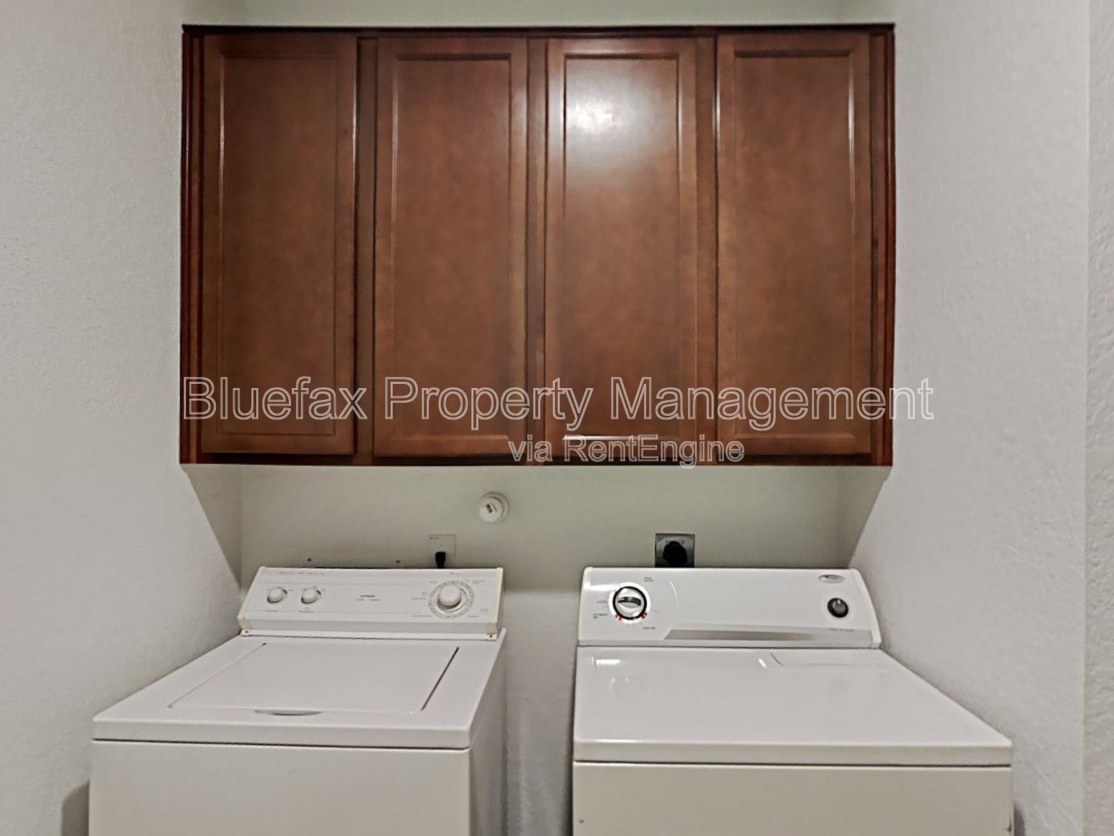 3 Bedroom Home with Solar Panels just MINUTES FROM JBSA LACKLAND property image