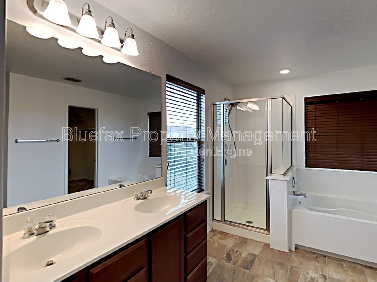 3 Bedroom Home with Solar Panels just MINUTES FROM JBSA LACKLAND property image