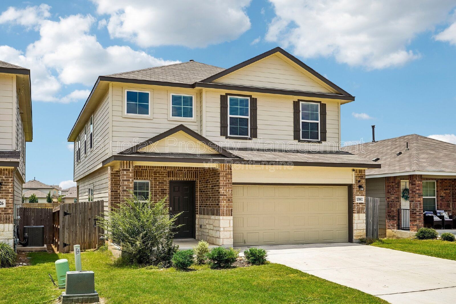5 Bedrooms with 2 Amazing Amenity Centers! Refrigerator Included. property image