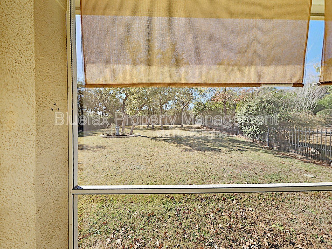 Charming 1 Story 3 Bedroom 2 Bath Home located in Dell Webb's 55+ Hill Country Retreat Neighborhood!  Includes HUGE Amenity Center w Pools, Courts, Work Facility and More! property image