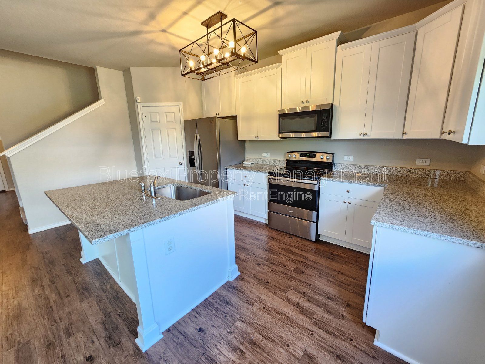 Gorgeous 3 Bedroom Home with Huge Back Yard just minutes from Lackland property image