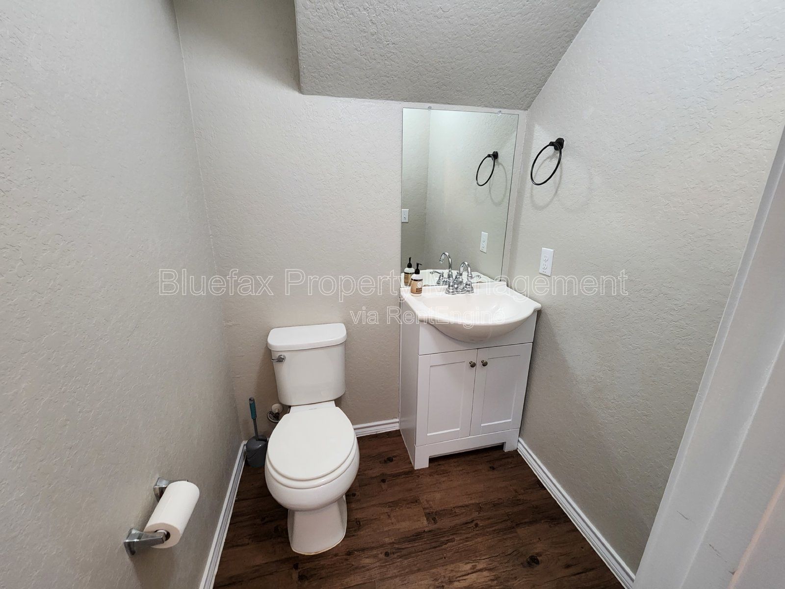 Gorgeous 3 Bedroom Home with Huge Back Yard just minutes from Lackland property image