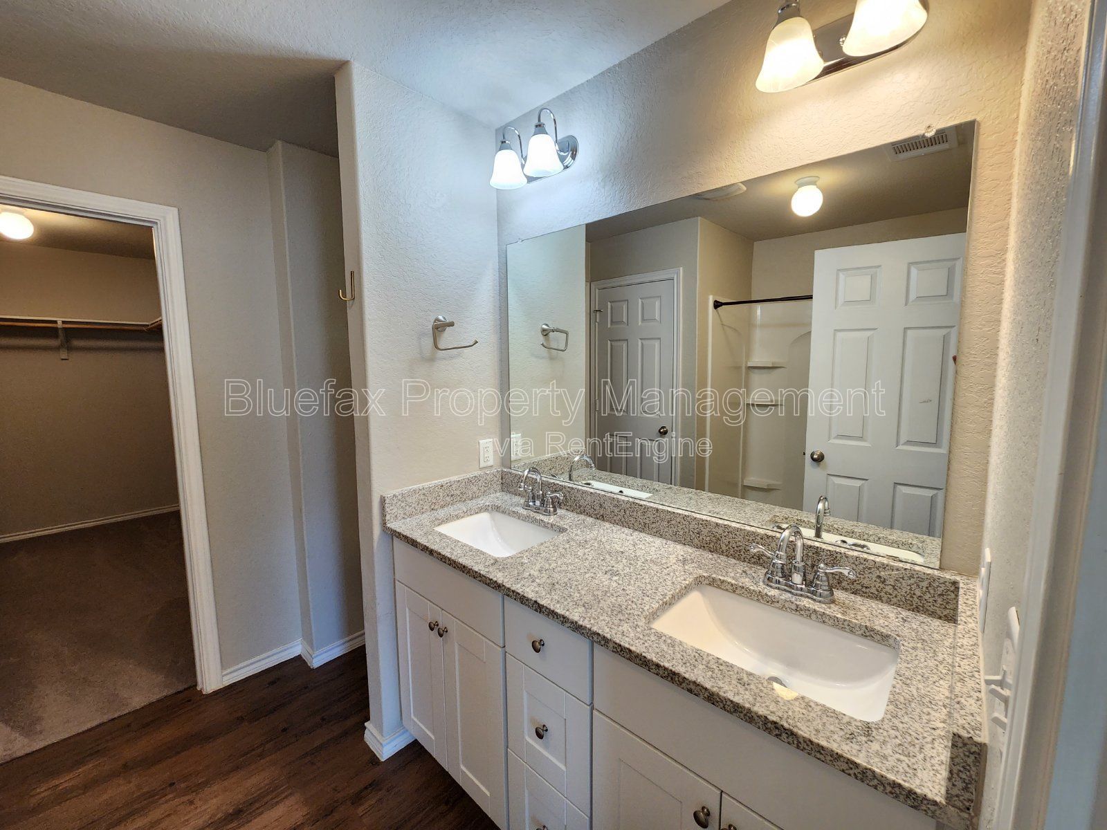 Gorgeous 3 Bedroom Home with Huge Back Yard just minutes from Lackland property image