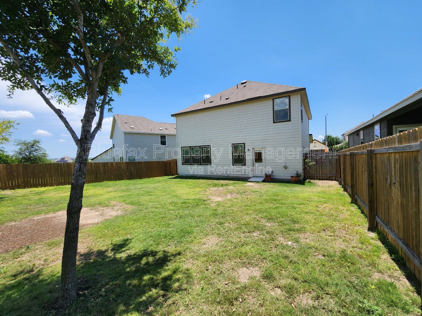 Gorgeous 3 Bedroom Home with Huge Back Yard just minutes from Lackland property image