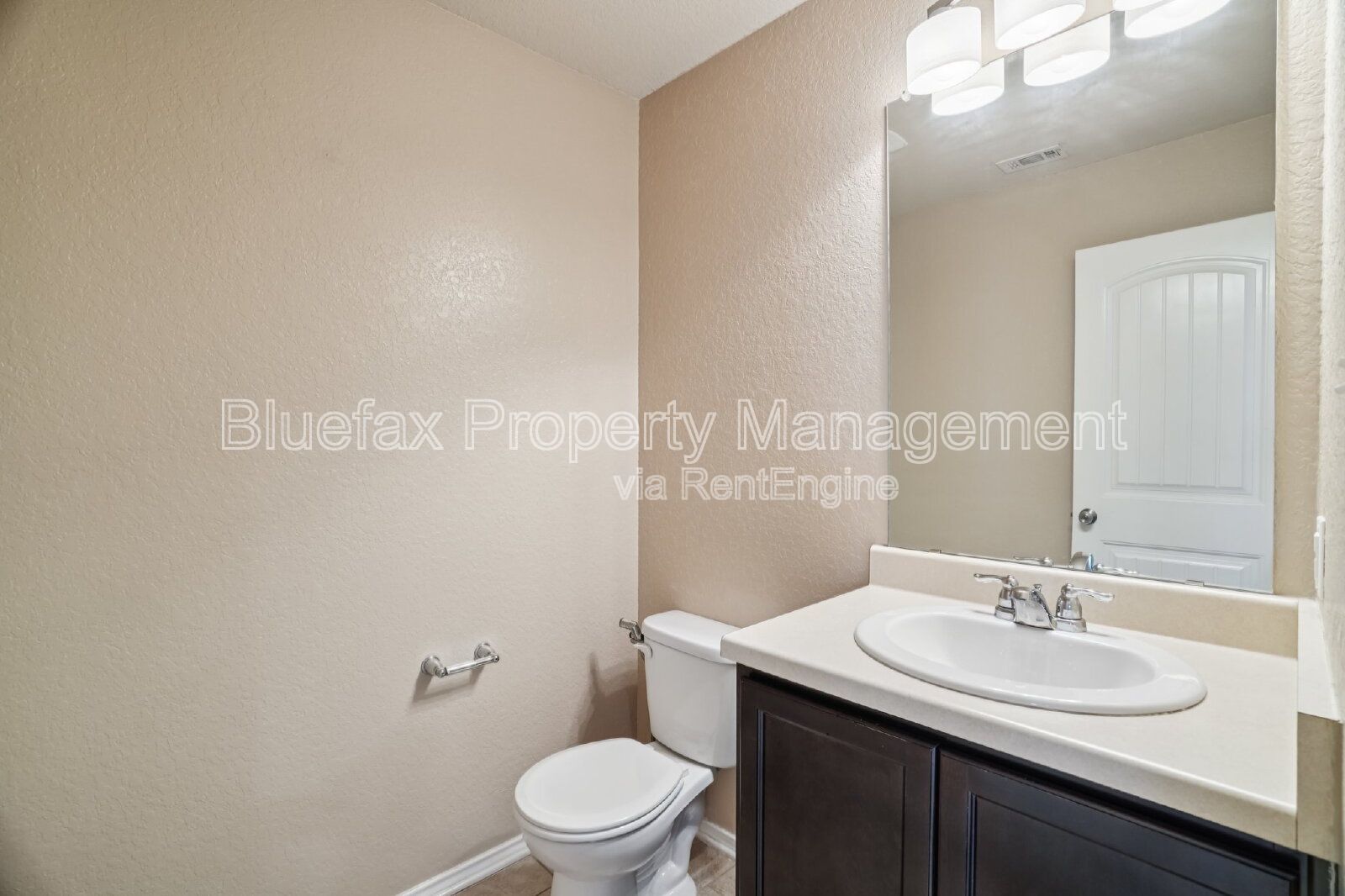 Custom Walk In Shower with Downstairs Primary Bedroom property image