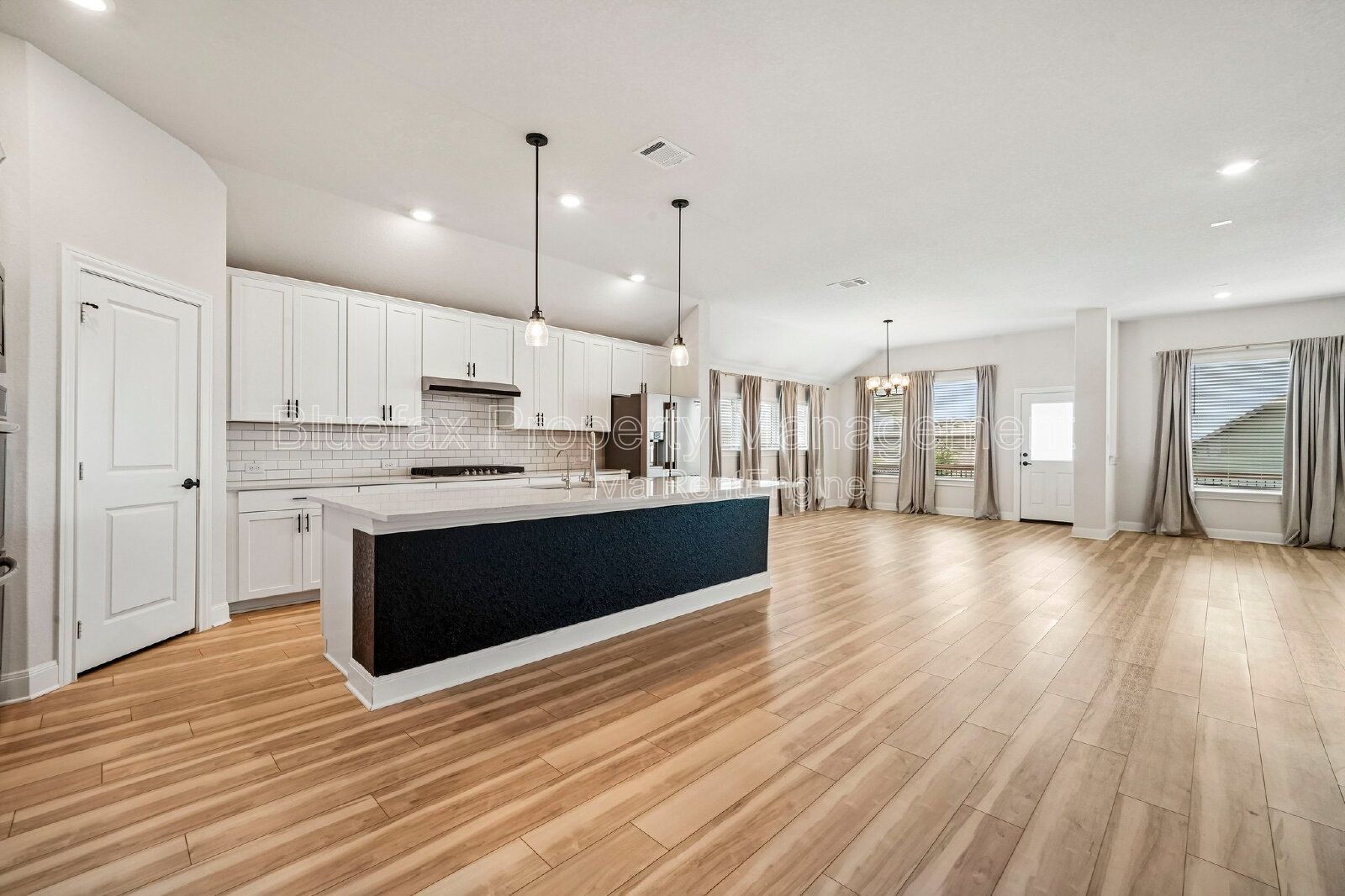 Almost 3000 Sq.Ft. 4 Bedroom 1 Story with 3 Car Garage AND a View! property image
