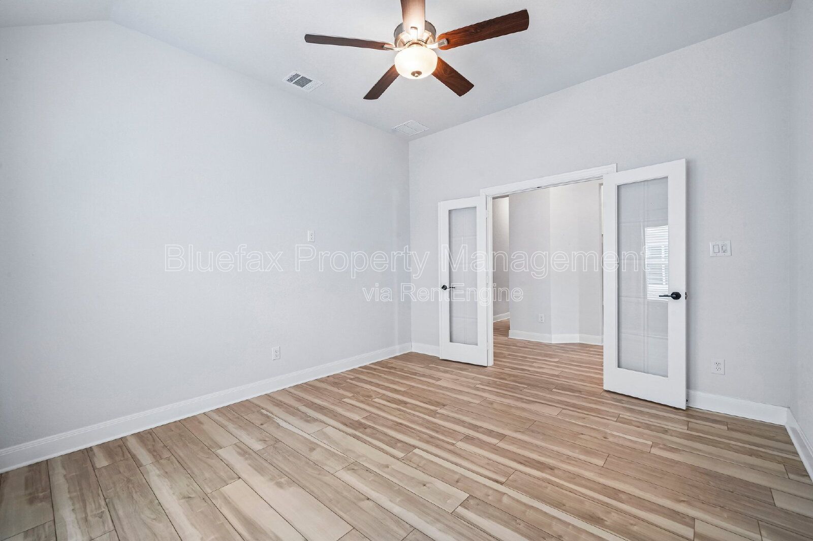 Almost 3000 Sq.Ft. 4 Bedroom 1 Story with 3 Car Garage AND a View! property image