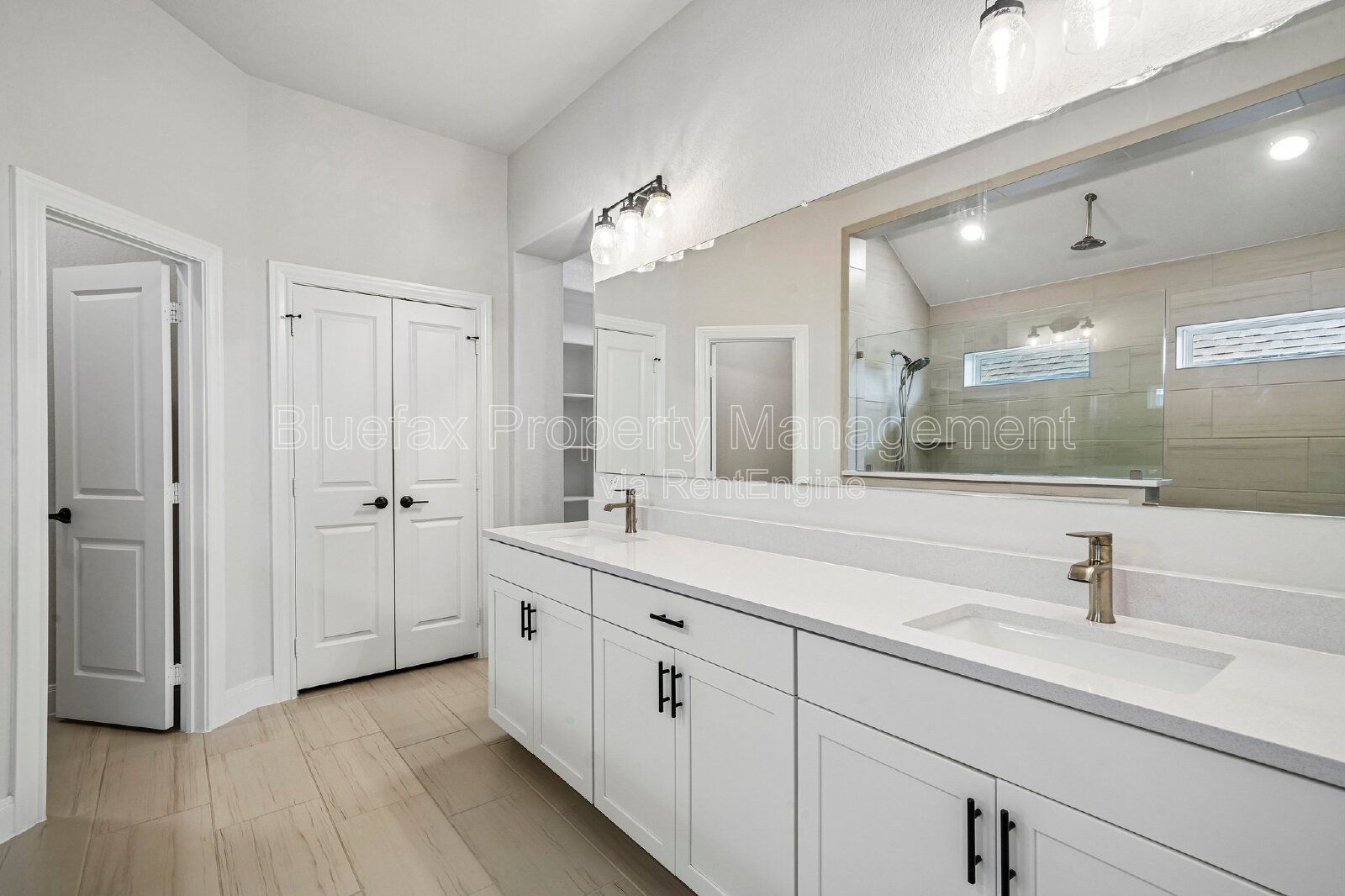 Almost 3000 Sq.Ft. 4 Bedroom 1 Story with 3 Car Garage AND a View! property image
