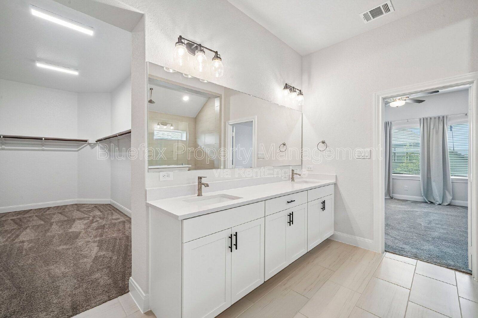 Almost 3000 Sq.Ft. 4 Bedroom 1 Story with 3 Car Garage AND a View! property image
