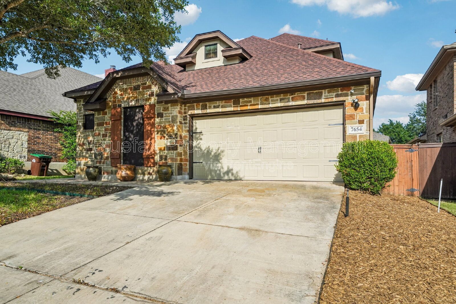 LARGE 2 Story Home with Formal Dining Room and Office Space in Stillwater Ranch property image