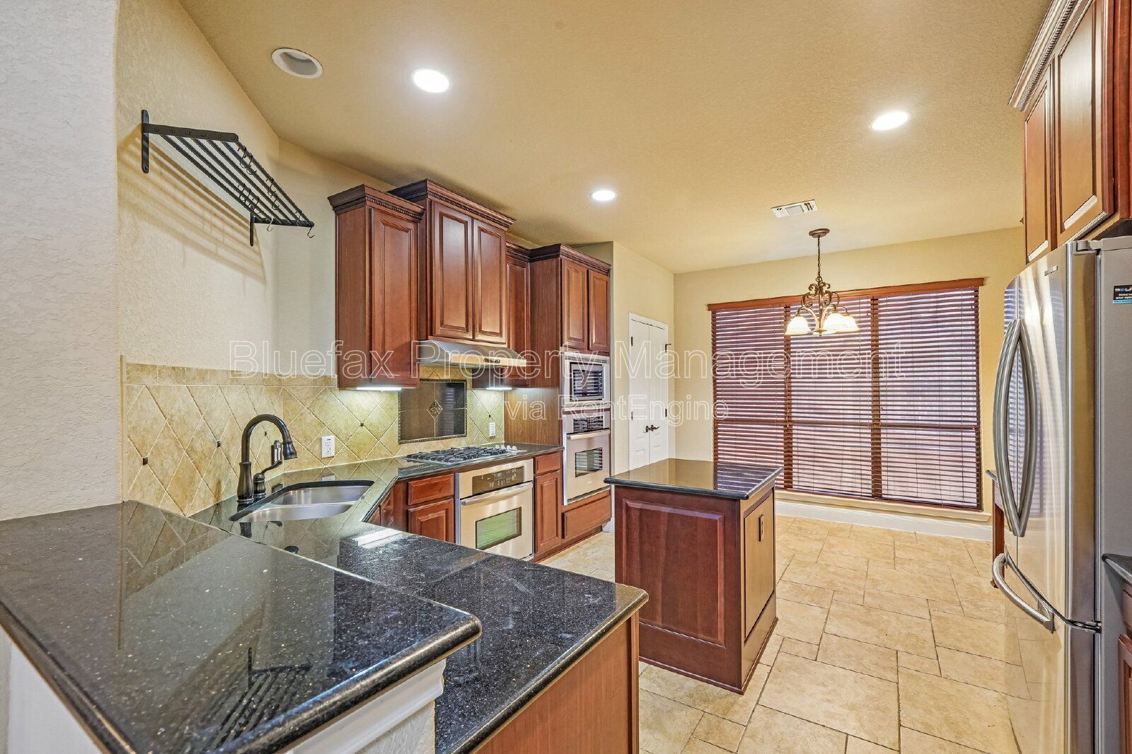 LARGE 2 Story Home with Formal Dining Room and Office Space in Stillwater Ranch property image