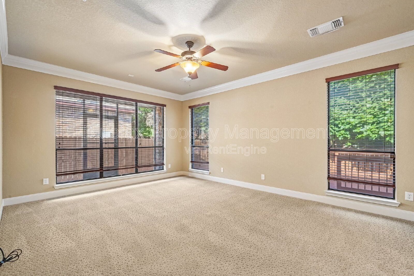 LARGE 2 Story Home with Formal Dining Room and Office Space in Stillwater Ranch property image