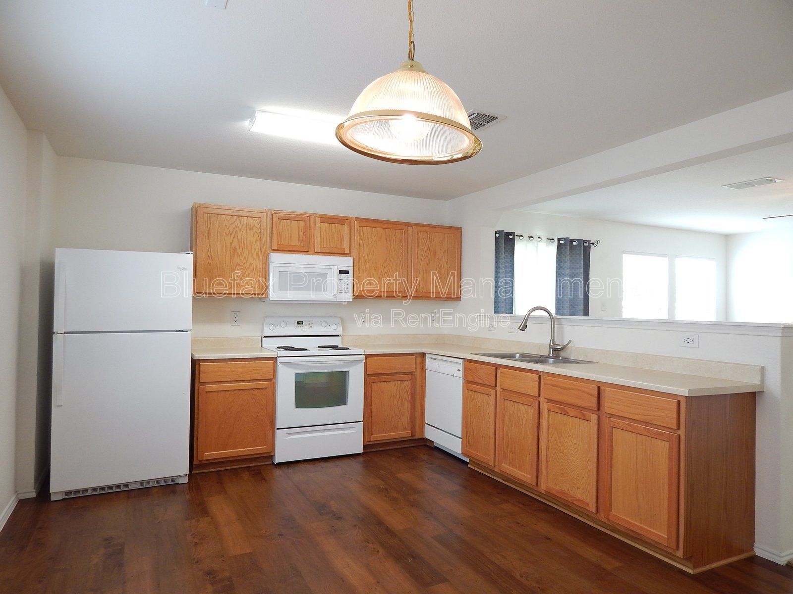 3 Bedroom Home in Convenient Location near Potranco & Grosenbacher property image