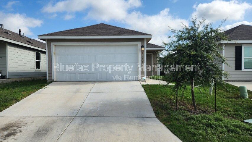 4 Bedroom Single Storm Home with GREAT Amenity Center in The Silos property image