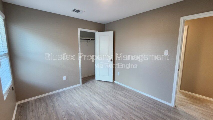4 Bedroom Single Storm Home with GREAT Amenity Center in The Silos property image