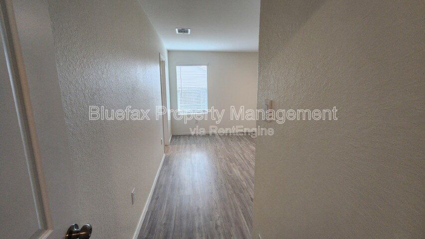 4 Bedroom Single Storm Home with GREAT Amenity Center in The Silos property image