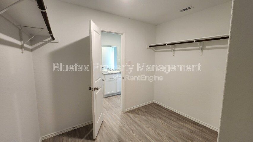 4 Bedroom Single Storm Home with GREAT Amenity Center in The Silos property image