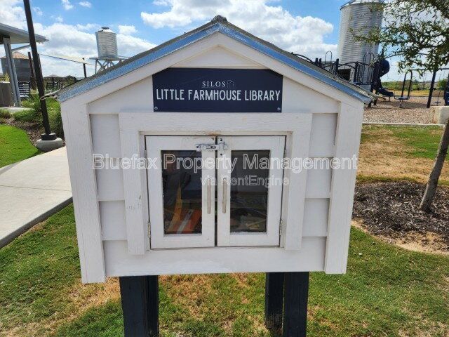 4 Bedroom Single Storm Home with GREAT Amenity Center in The Silos property image