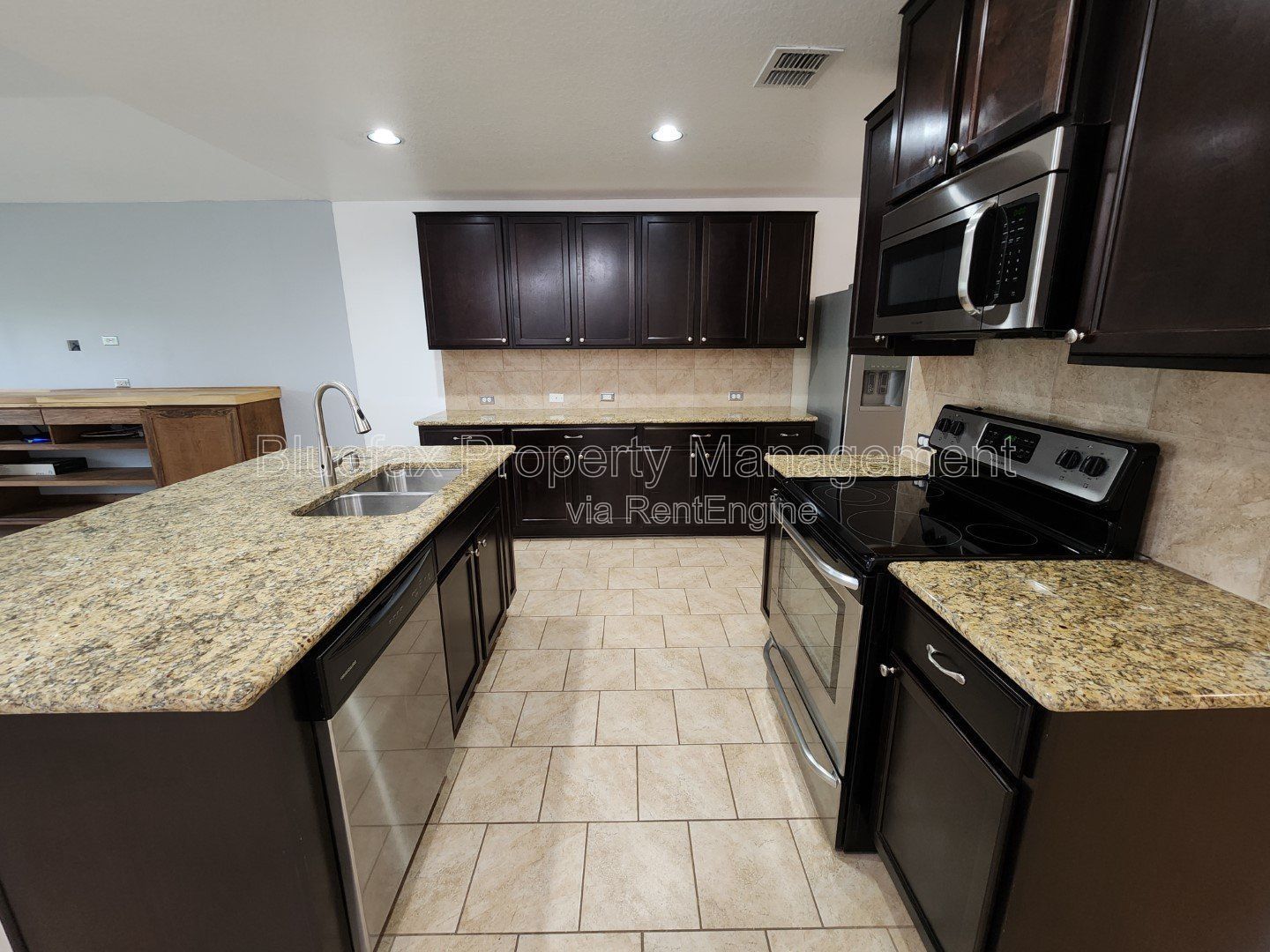 Beautiful 2 story only 2 years young! Open floor-plan with 5 bedrooms and 2.5 baths. property image