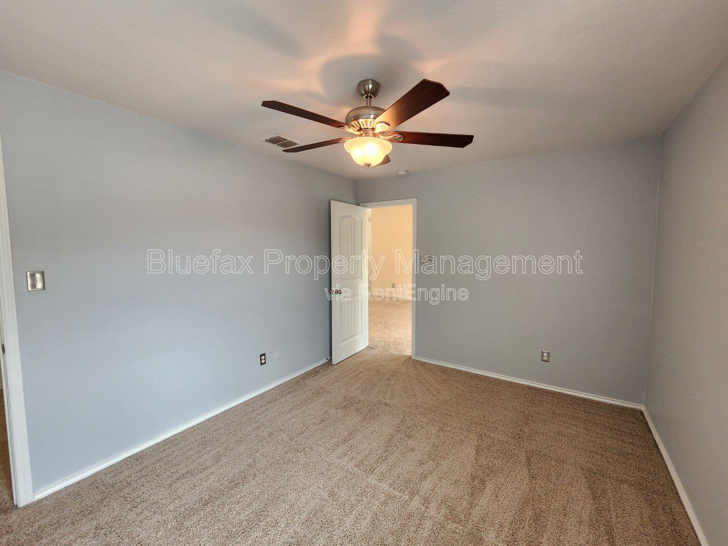 Beautiful 2 story only 2 years young! Open floor-plan with 5 bedrooms and 2.5 baths. property image