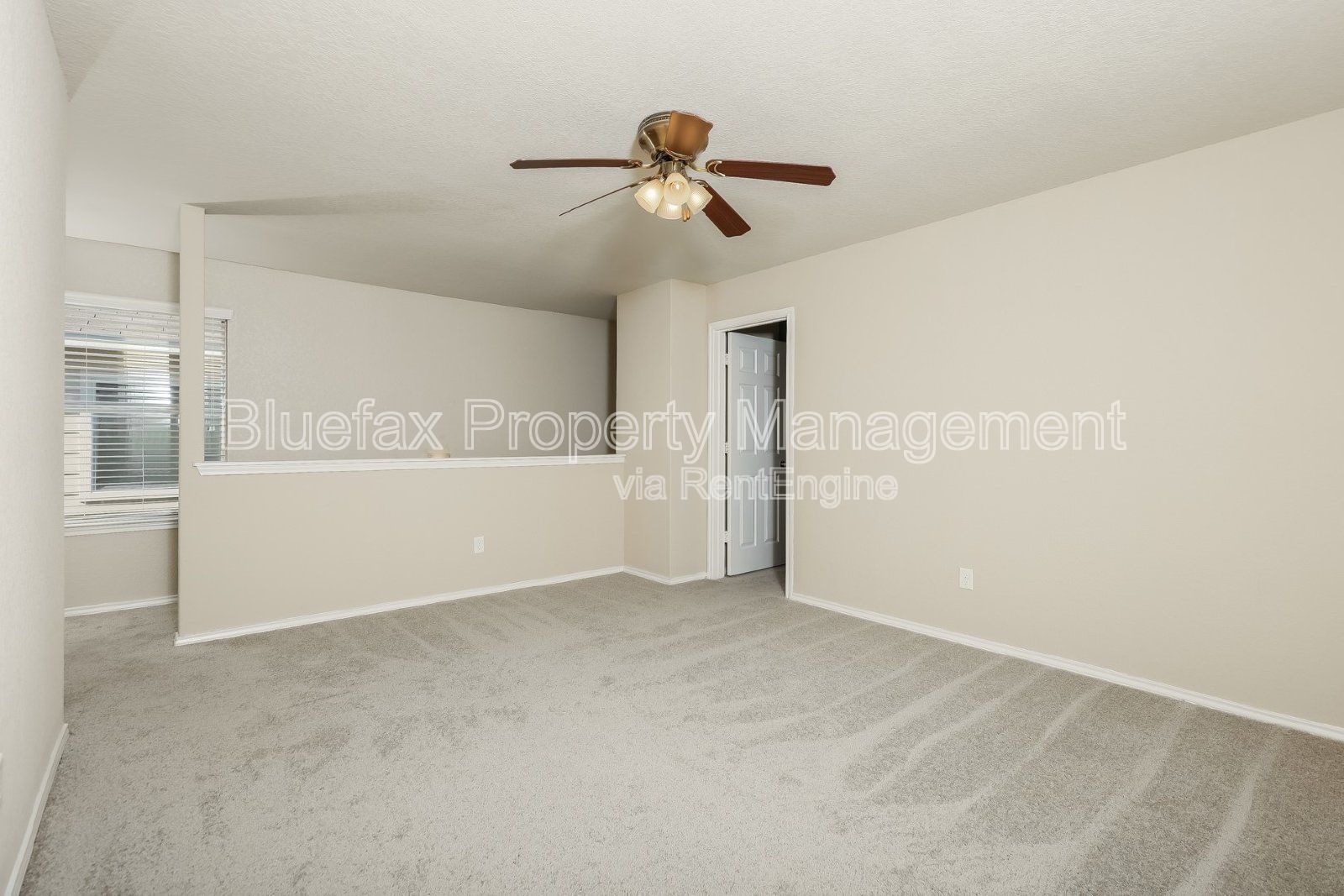 3 Bedroom 2 1/2 bath home in a GREAT LOCATION. property image