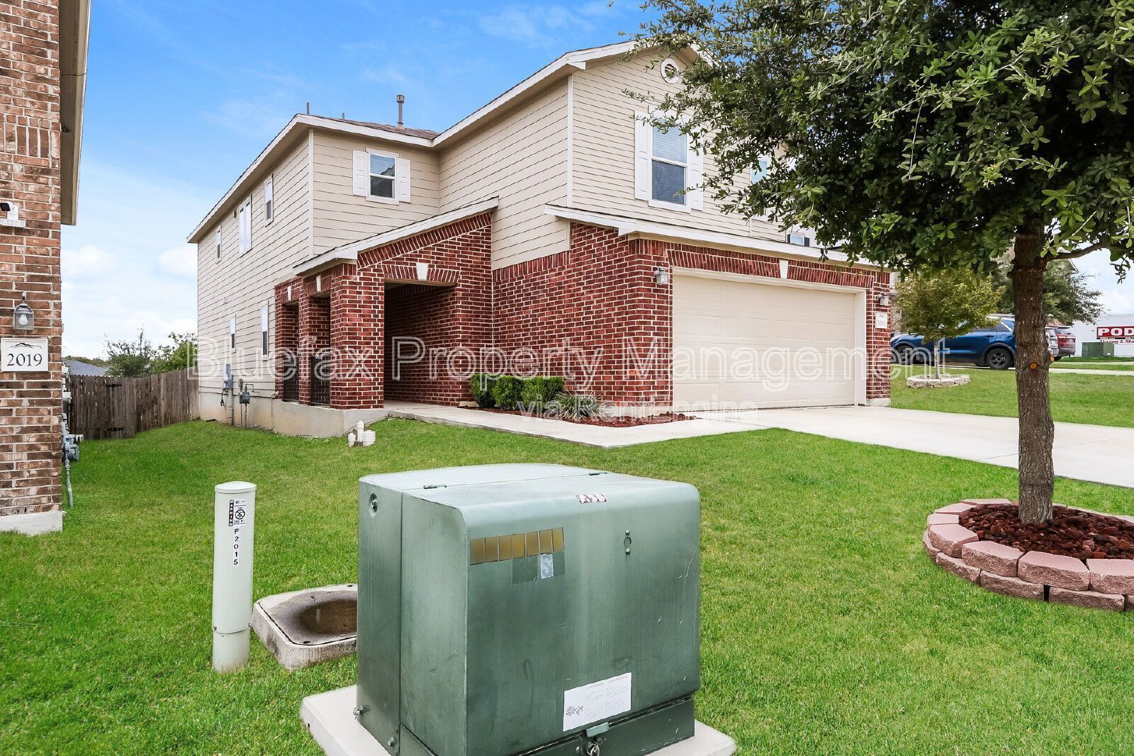 1/2 Off First Months Rent!  READY FOR MOVE IN! Easy Access to Hwy 90 & Hwy 211, Short Commute to Lackland. property image