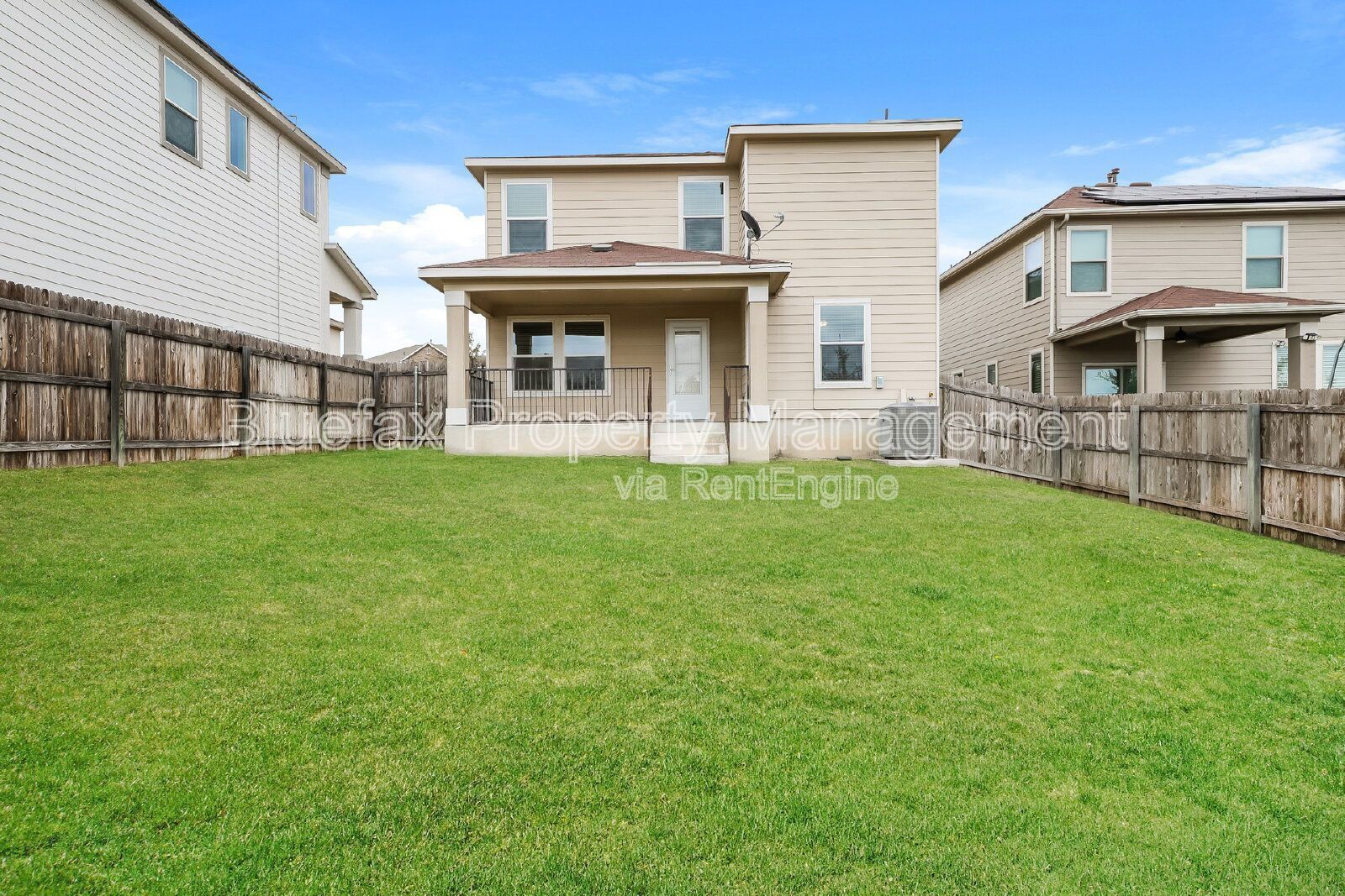 1/2 Off First Months Rent!  READY FOR MOVE IN! Easy Access to Hwy 90 & Hwy 211, Short Commute to Lackland. property image