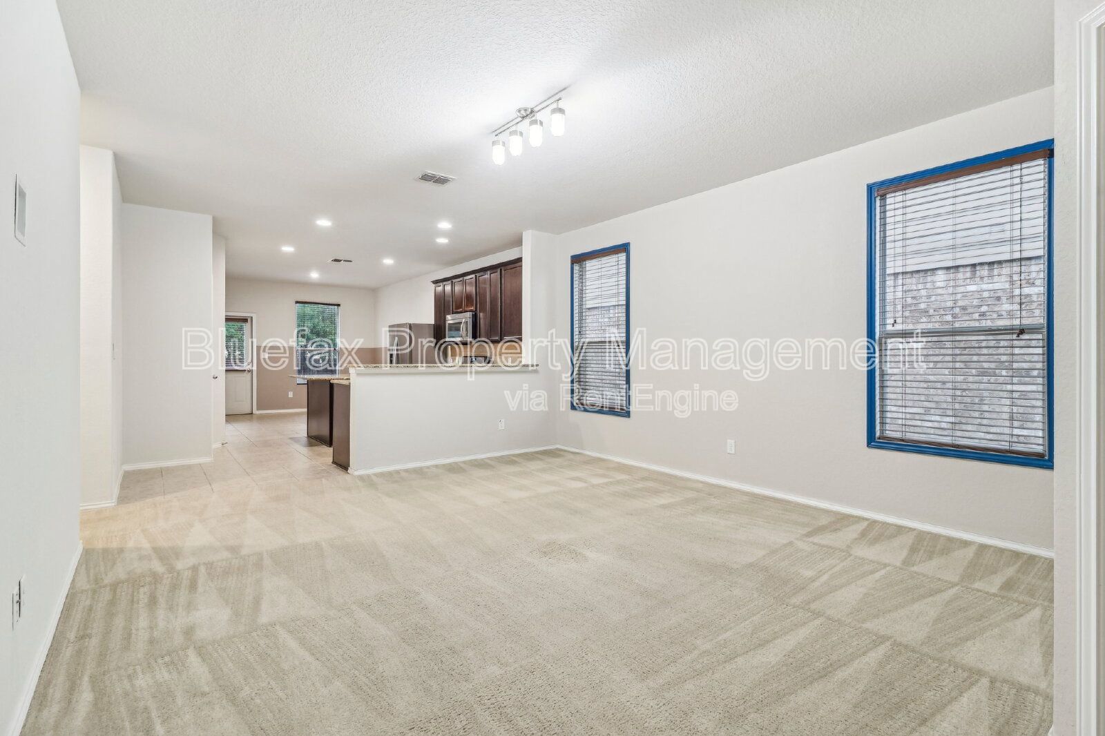 Beautiful 1 Story Home with an Office and a Gorgeous Back Yard property image