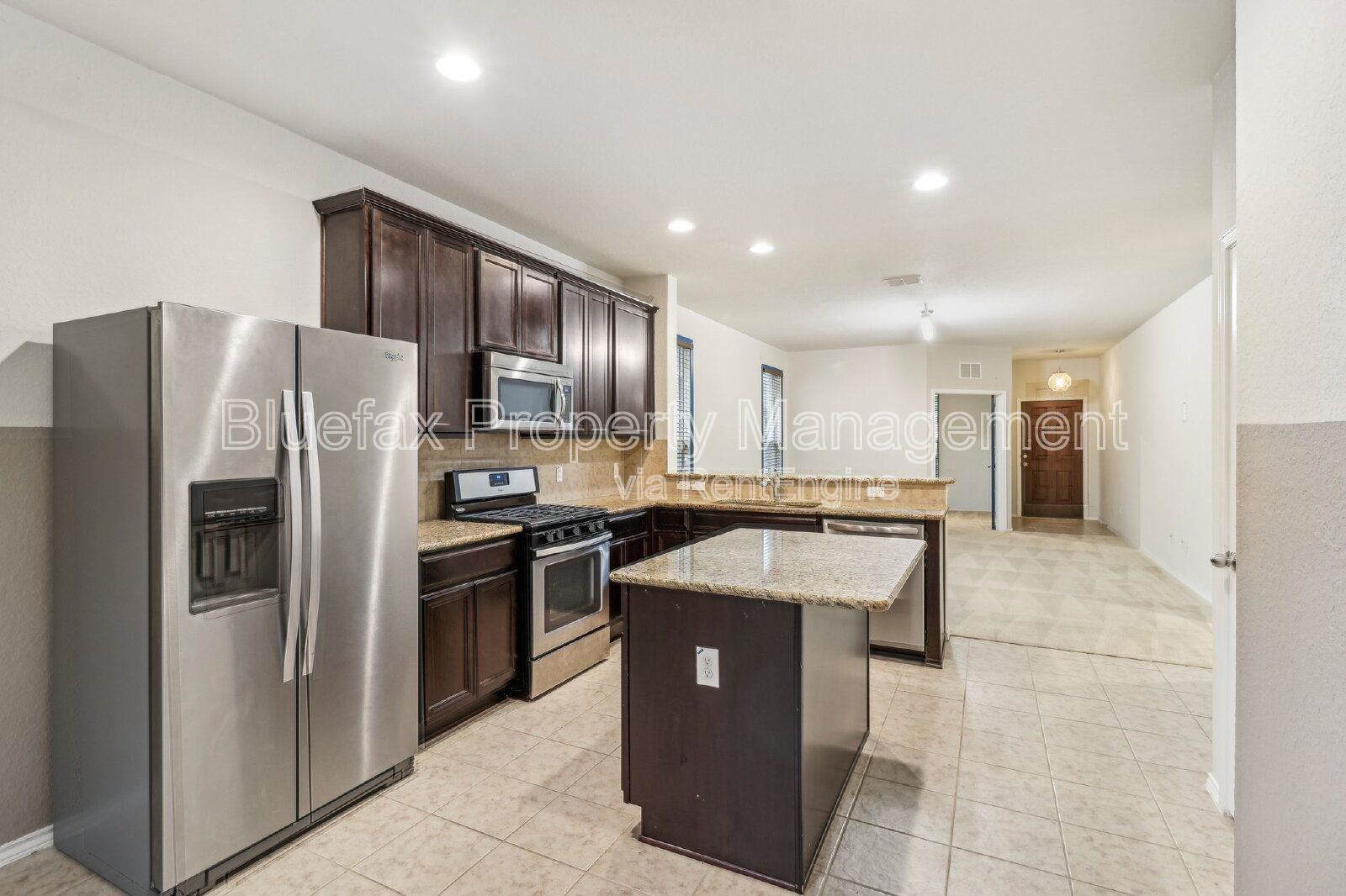 Beautiful 1 Story Home with an Office and a Gorgeous Back Yard property image