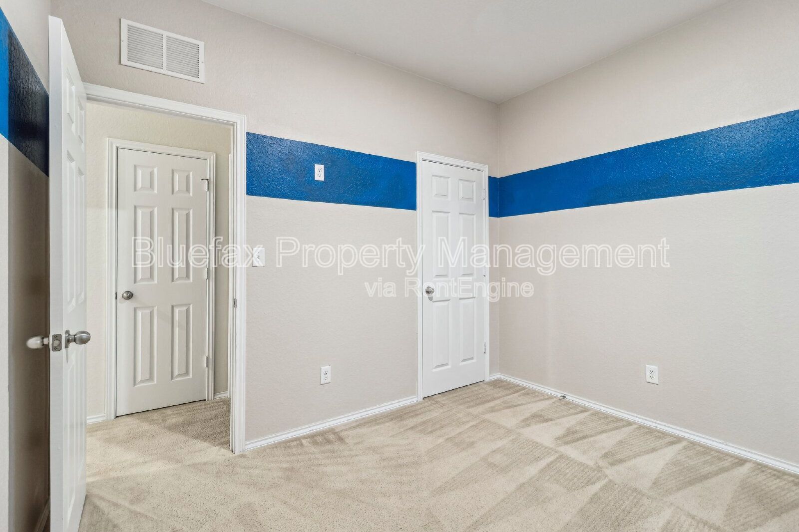 Beautiful 1 Story Home with an Office and a Gorgeous Back Yard property image