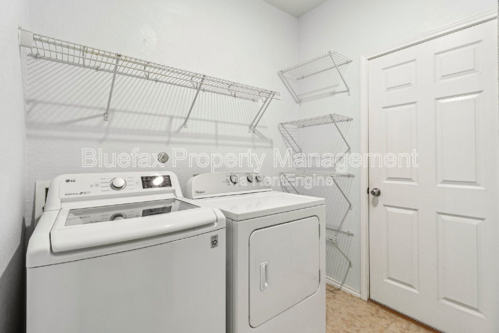 Beautiful 1 Story Home with an Office and a Gorgeous Back Yard property image