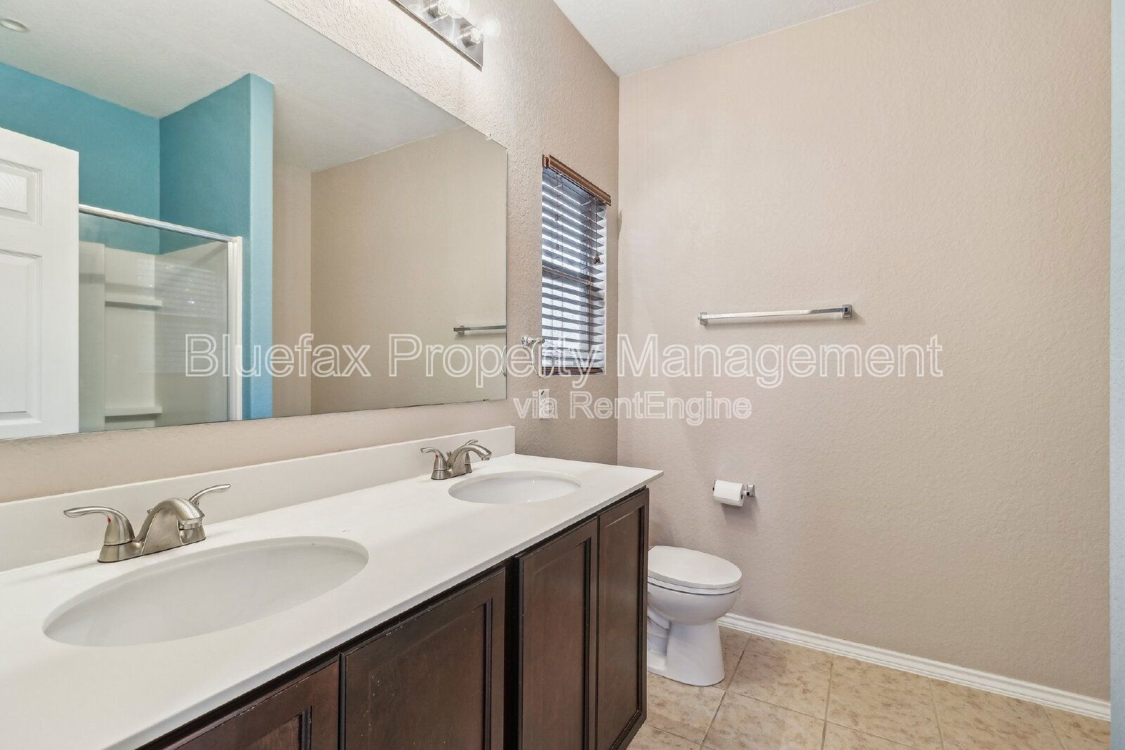 Beautiful 1 Story Home with an Office and a Gorgeous Back Yard property image