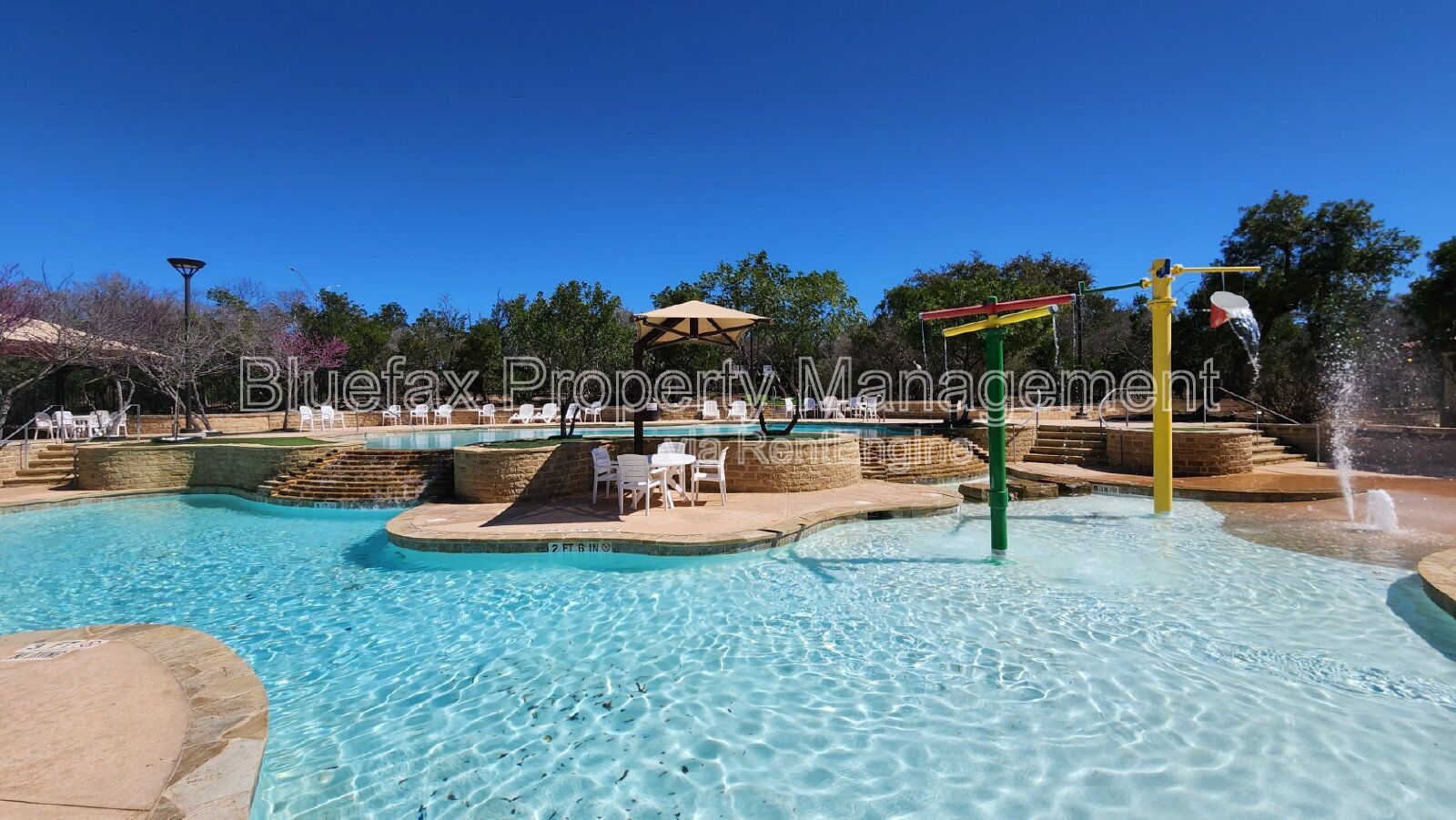 Beautiful 1 Story Home with an Office and a Gorgeous Back Yard property image