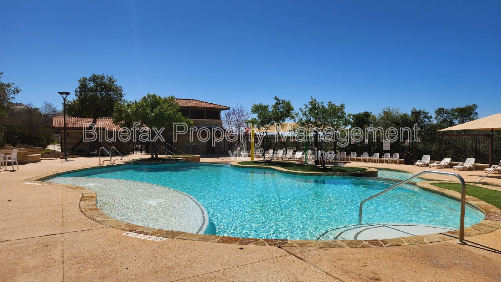 Beautiful 1 Story Home with an Office and a Gorgeous Back Yard property image