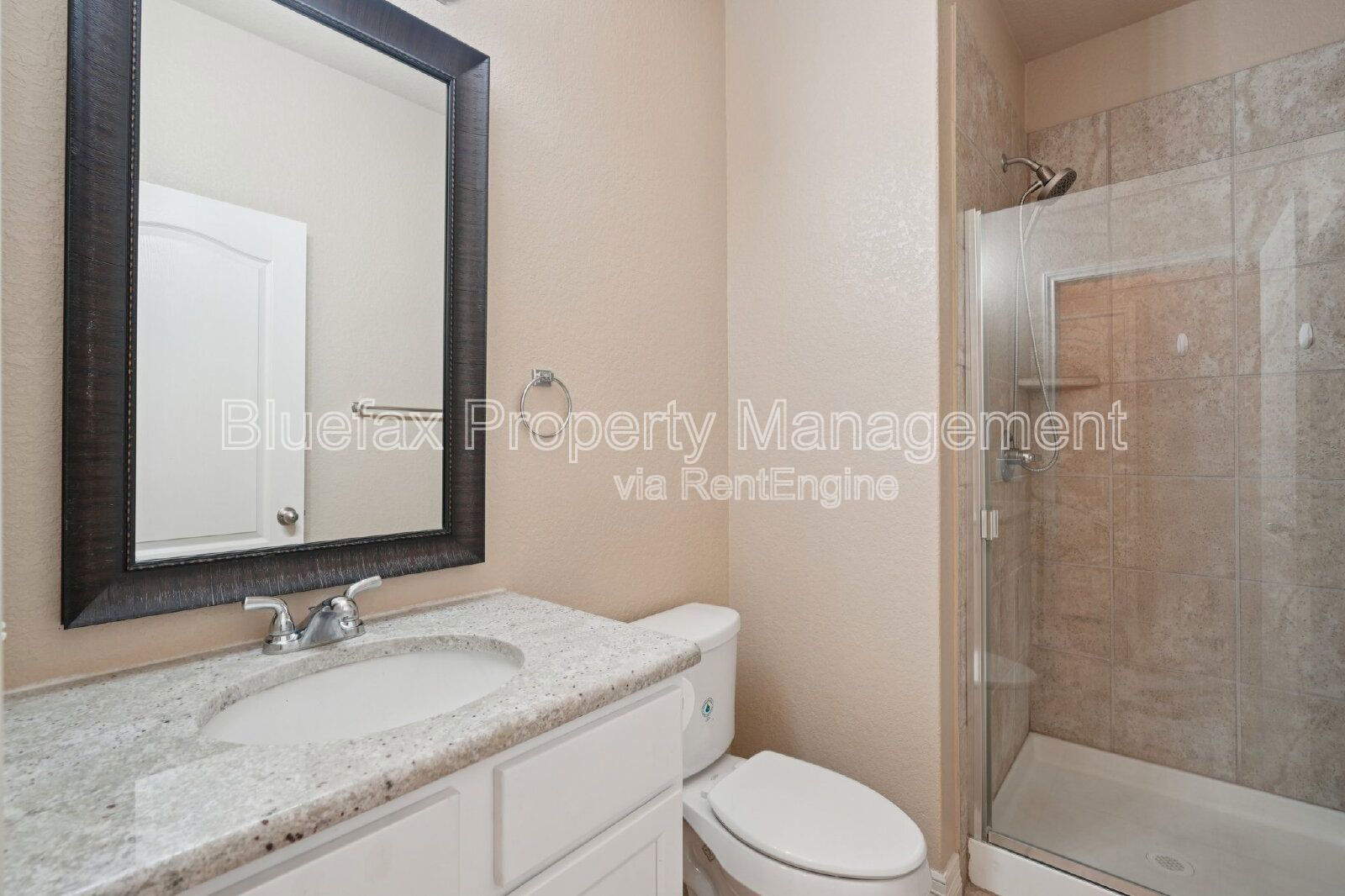 5 Bedroom Home with Balcony - Easy Access to Loop 1604, Hwy 90 and JBSA Lackland! property image