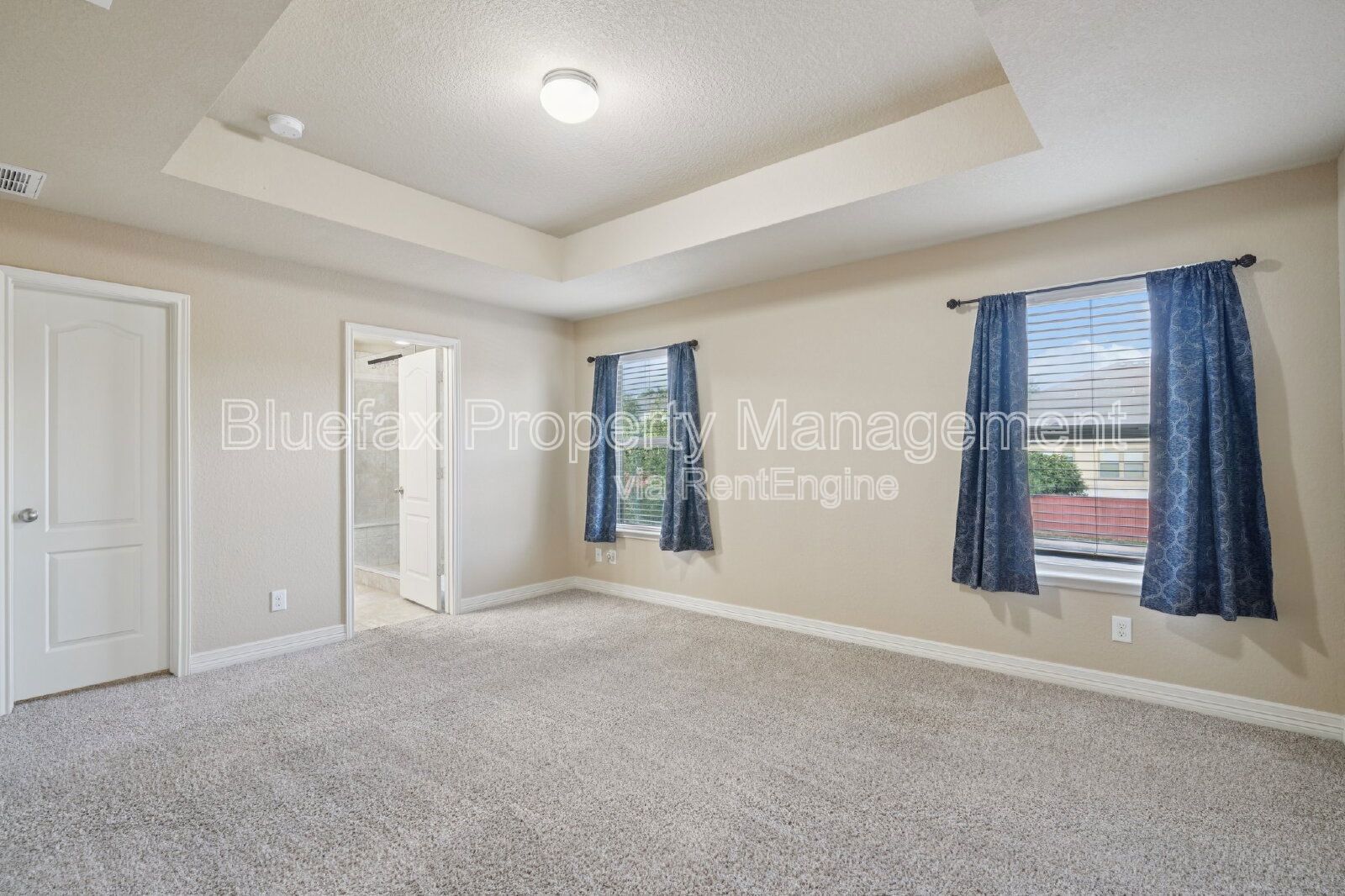 5 Bedroom Home with Balcony - Easy Access to Loop 1604, Hwy 90 and JBSA Lackland! property image