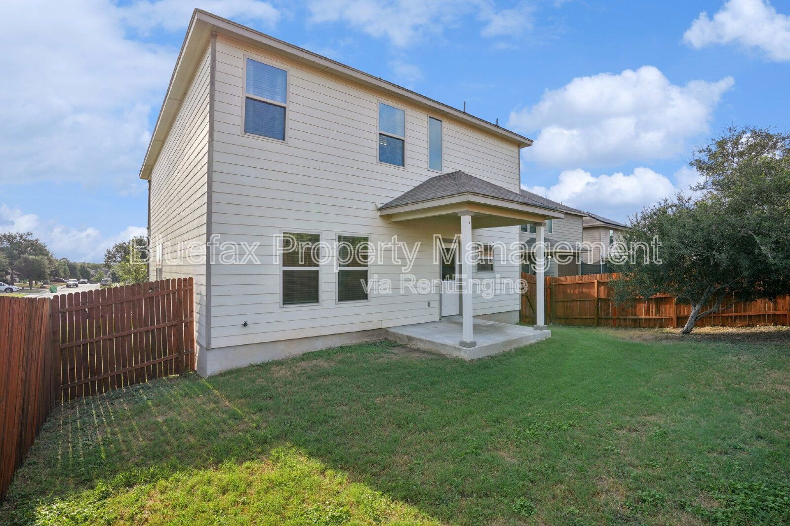 5 Bedroom Home with Balcony - Easy Access to Loop 1604, Hwy 90 and JBSA Lackland! property image