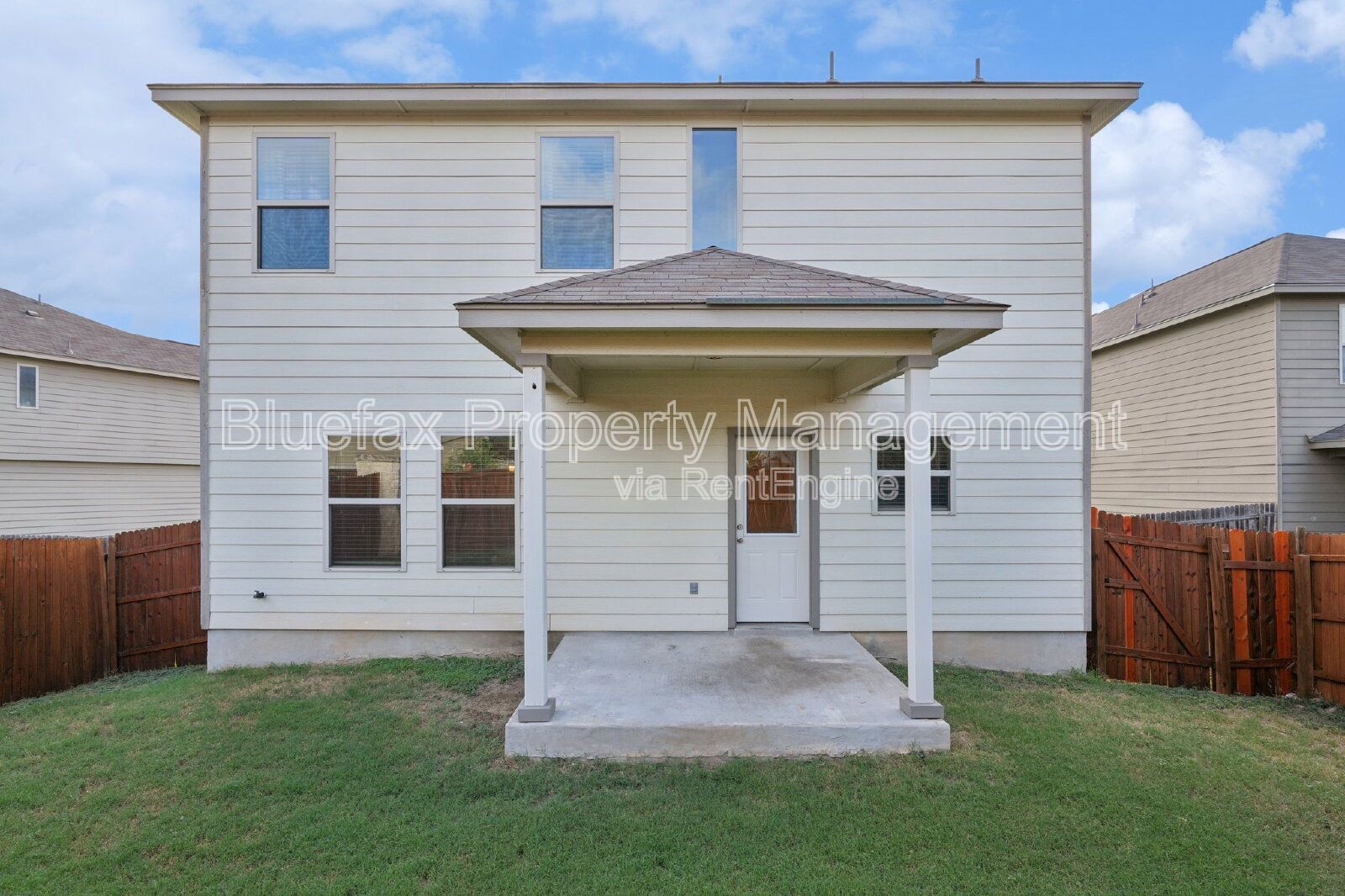 5 Bedroom Home with Balcony - Easy Access to Loop 1604, Hwy 90 and JBSA Lackland! property image