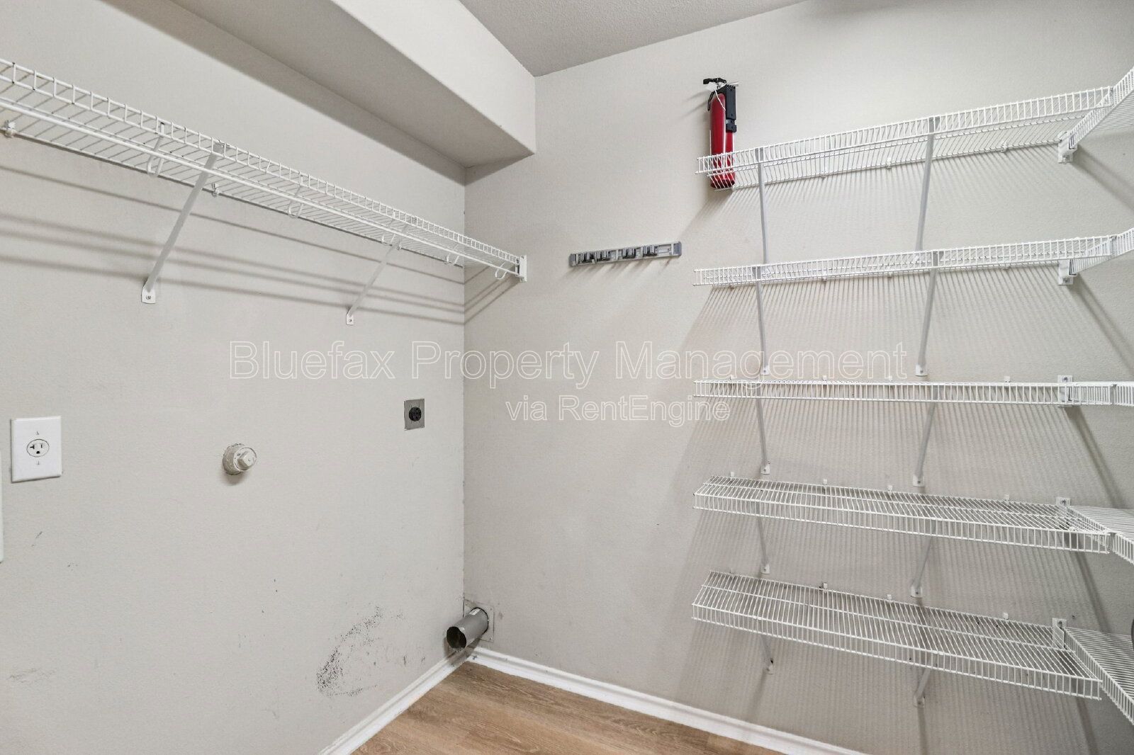 Great 3 Bed/2.5. Bath home, with spacious game room upstairs. property image