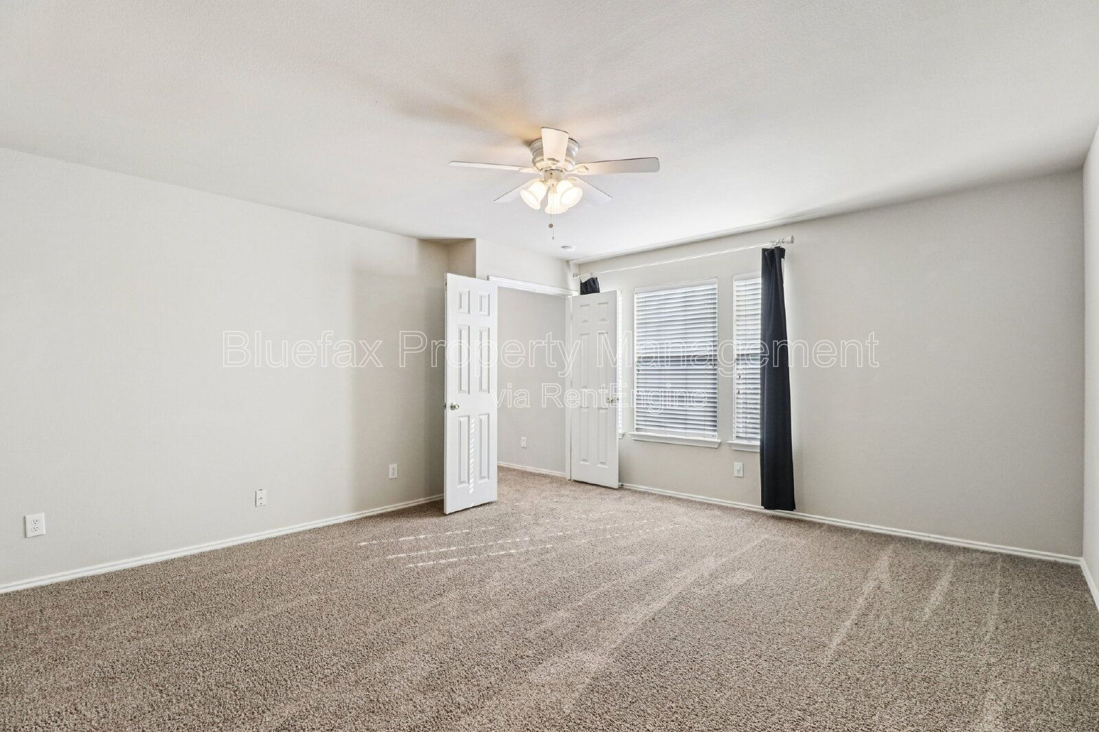 Great 3 Bed/2.5. Bath home, with spacious game room upstairs. property image