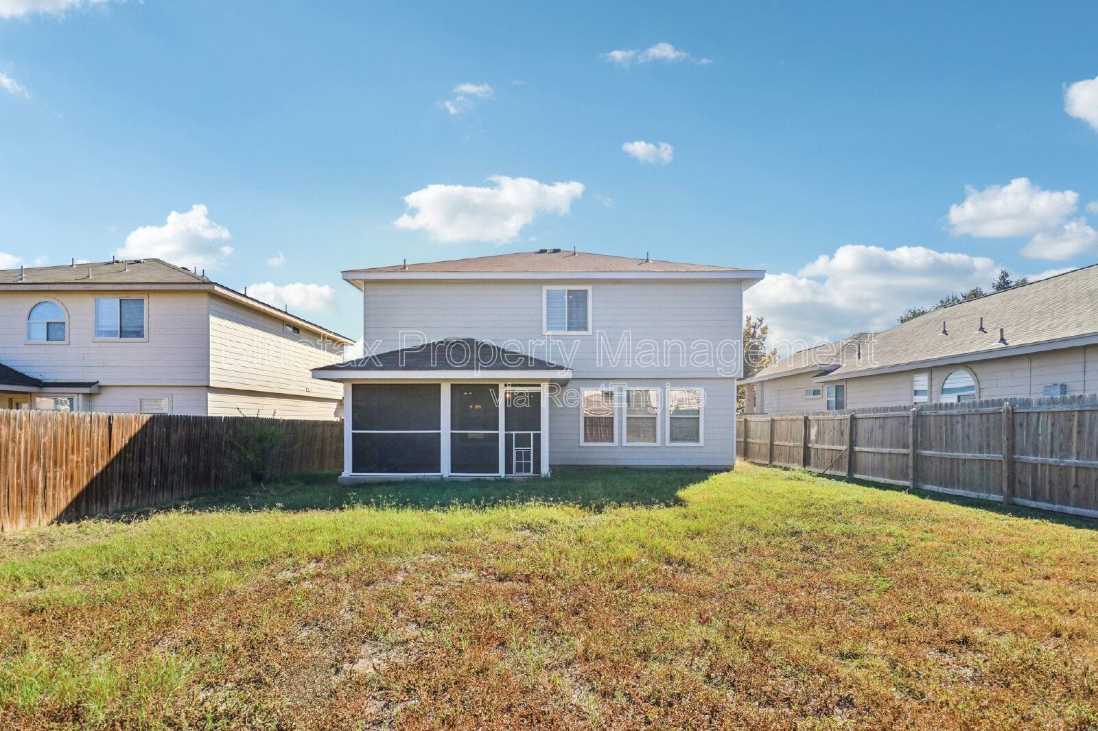 Great 3 Bed/2.5. Bath home, with spacious game room upstairs. property image