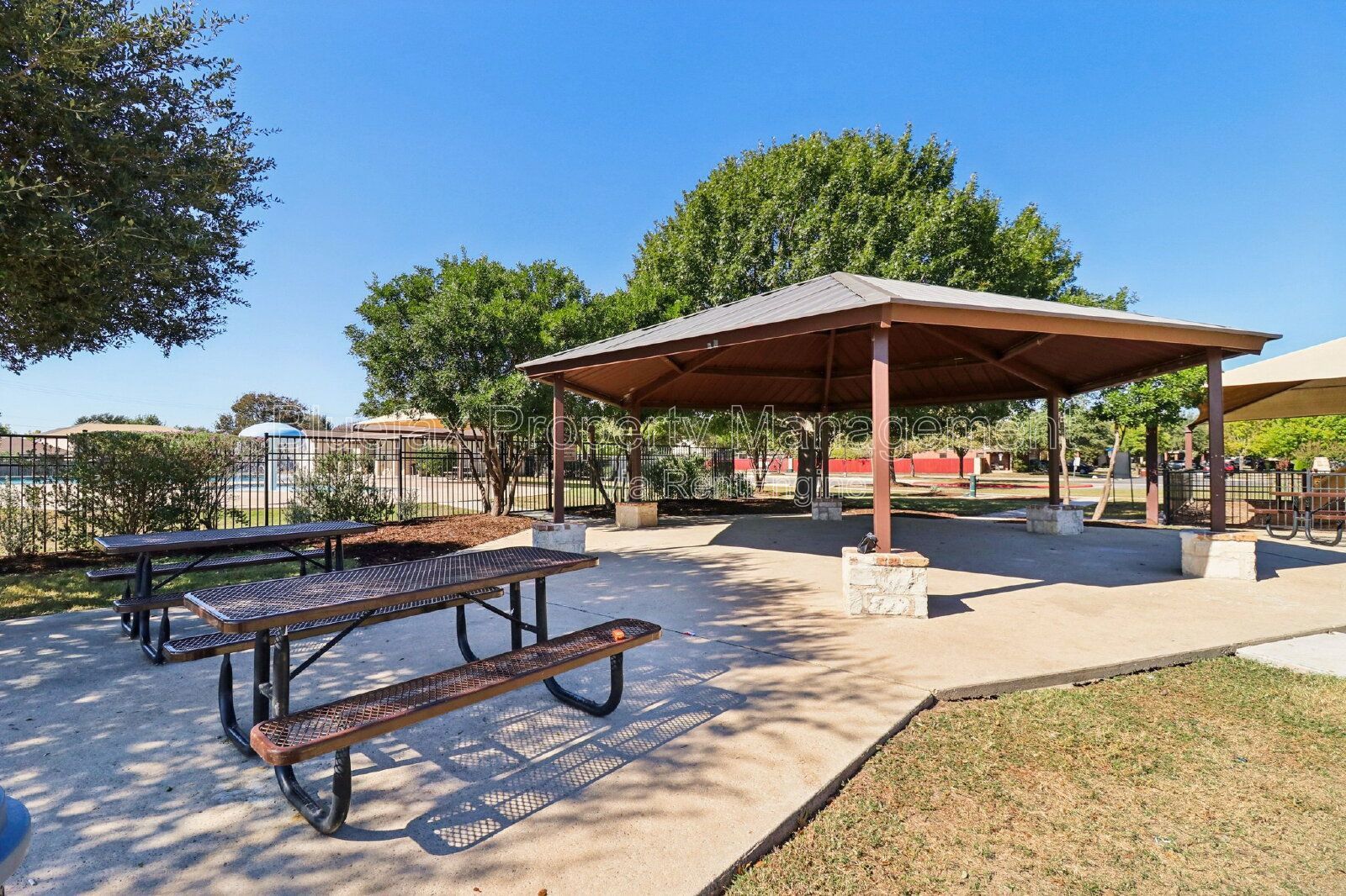 Great 3 Bed/2.5. Bath home, with spacious game room upstairs. property image